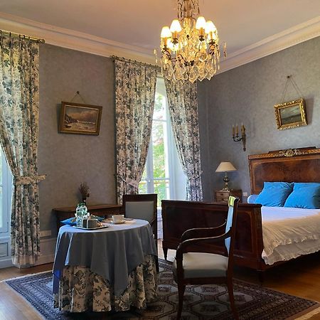Demeure Des Payratons Bed & Breakfast Saint-Gerand-le-Puy ภายนอก รูปภาพ